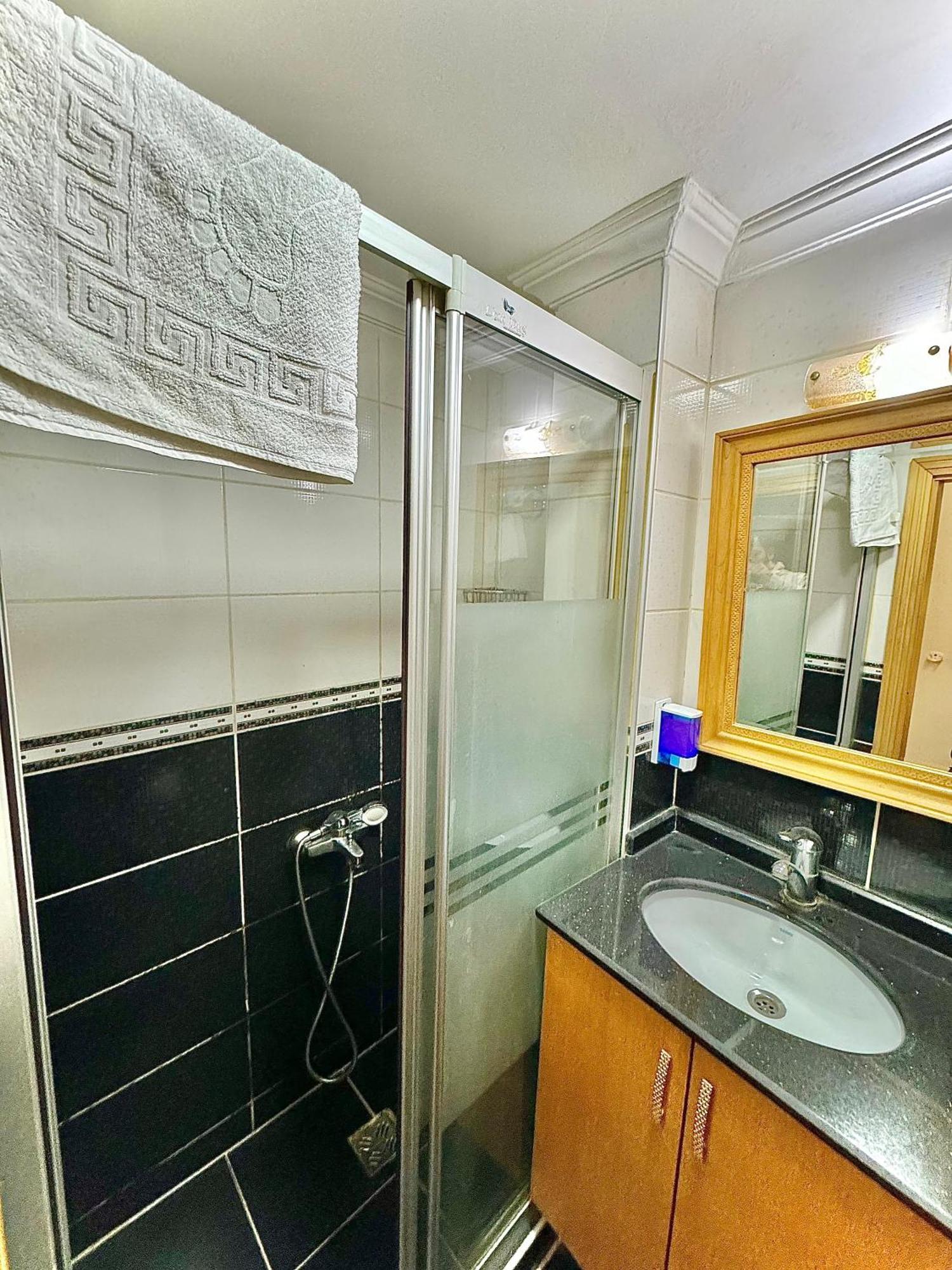 Grand Papirus Hotel İstanbul Dış mekan fotoğraf